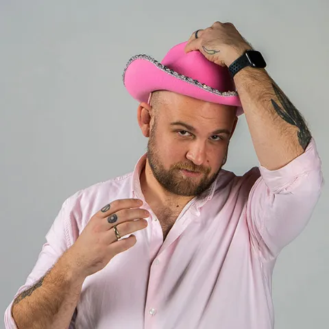 Portrait of Alex Sol Watts